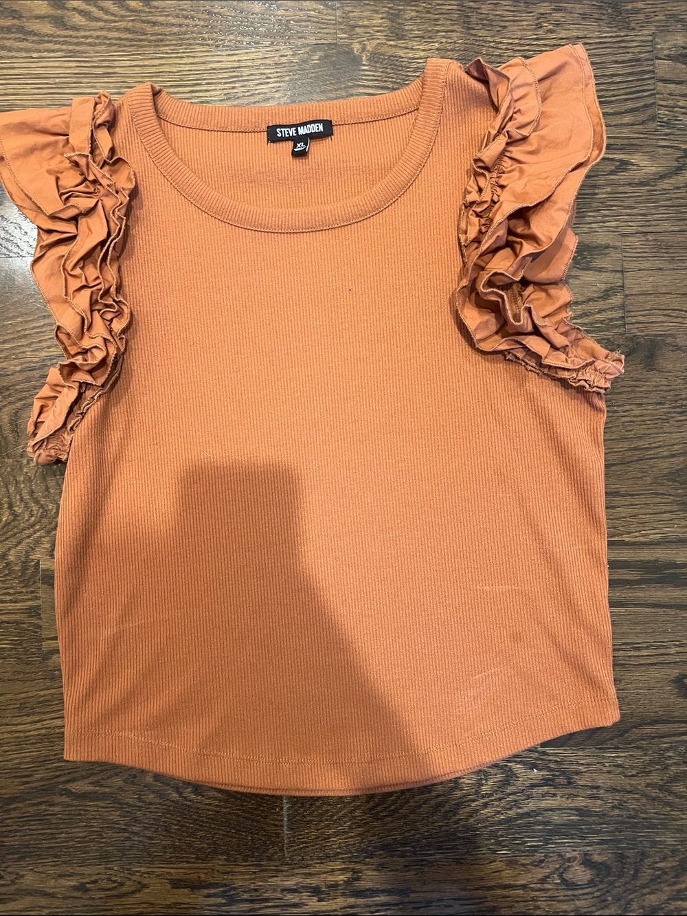 Steve Madden Burnt Orange Ruffle Sleeve Ribbed Tank